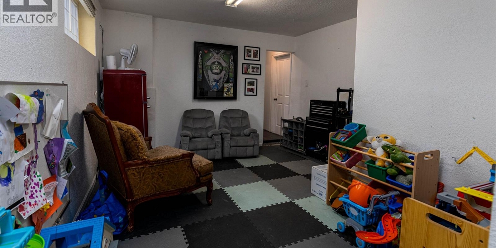 4813 POHLE AVENUE Terrace Photo 14 4813 POHLE AVENUE Terrace Photo 14